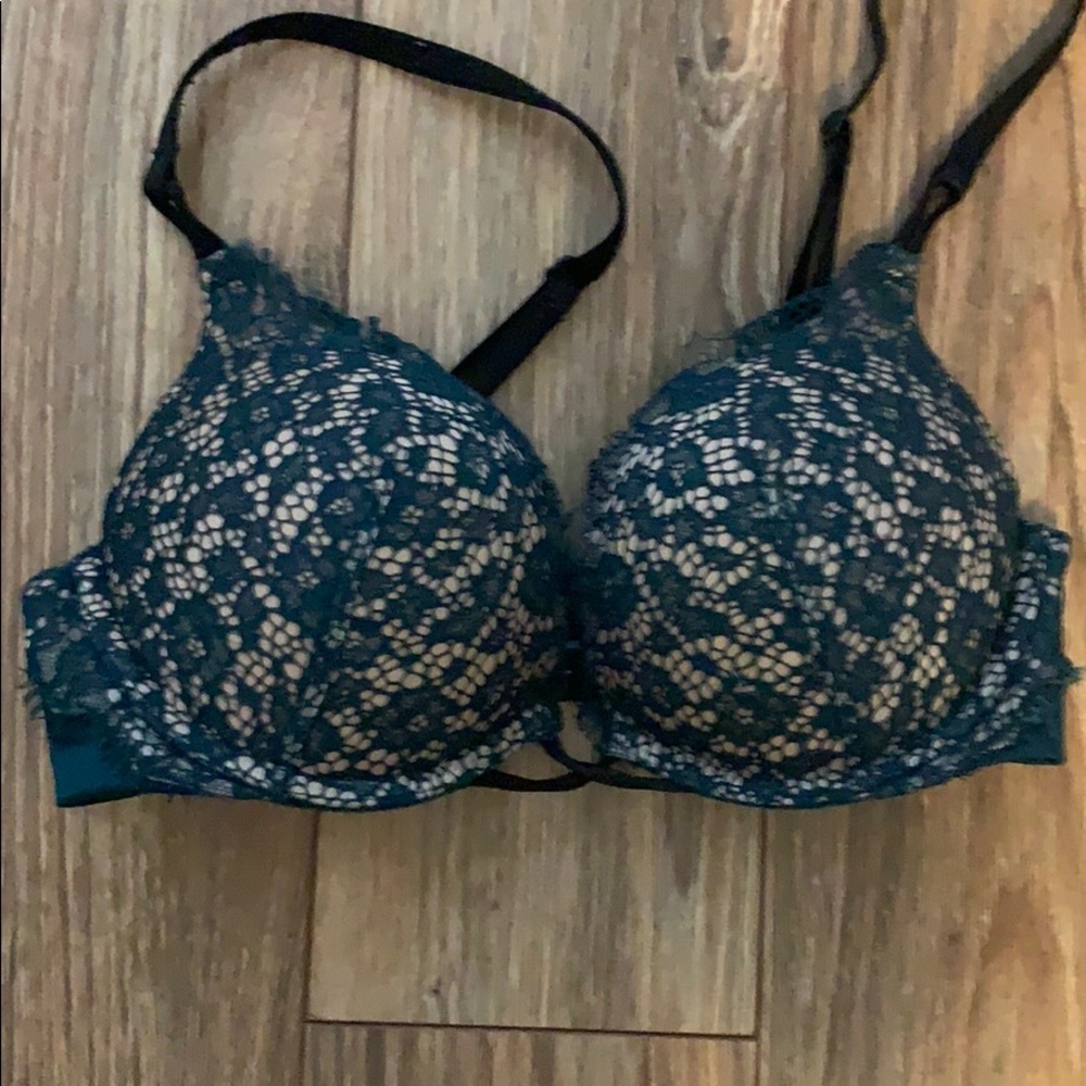 Victoria’s Secret Very Sexy push up bra